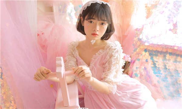 牧野供卵试管代怀生子多少钱？这一直是很多不孕不育家庭关注的话题。在中国，不孕不育的发生率越来越高，根据《中国不孕不育现状调研报告》显示，育龄夫妇的不孕不育率从20年前的3%增长至现在的12.5%-18.2%，患者人数高达6000万以上。在这样的背景下，许多家庭通过供卵试管来实现自己的生育梦想。那么，供卵试管代怀生子的费用到底是多少呢？