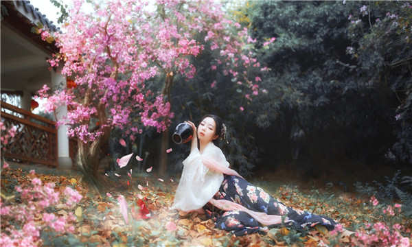牧野标题：寻求拥有自己孩子的希望—关于供卵代怀公司